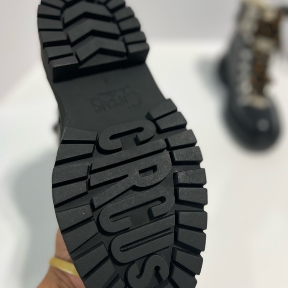 Circus by Sam Edelman Flora Lug Sole Black Furr Lace Up Ankle Boots Sz 6 - Picture 10 of 15